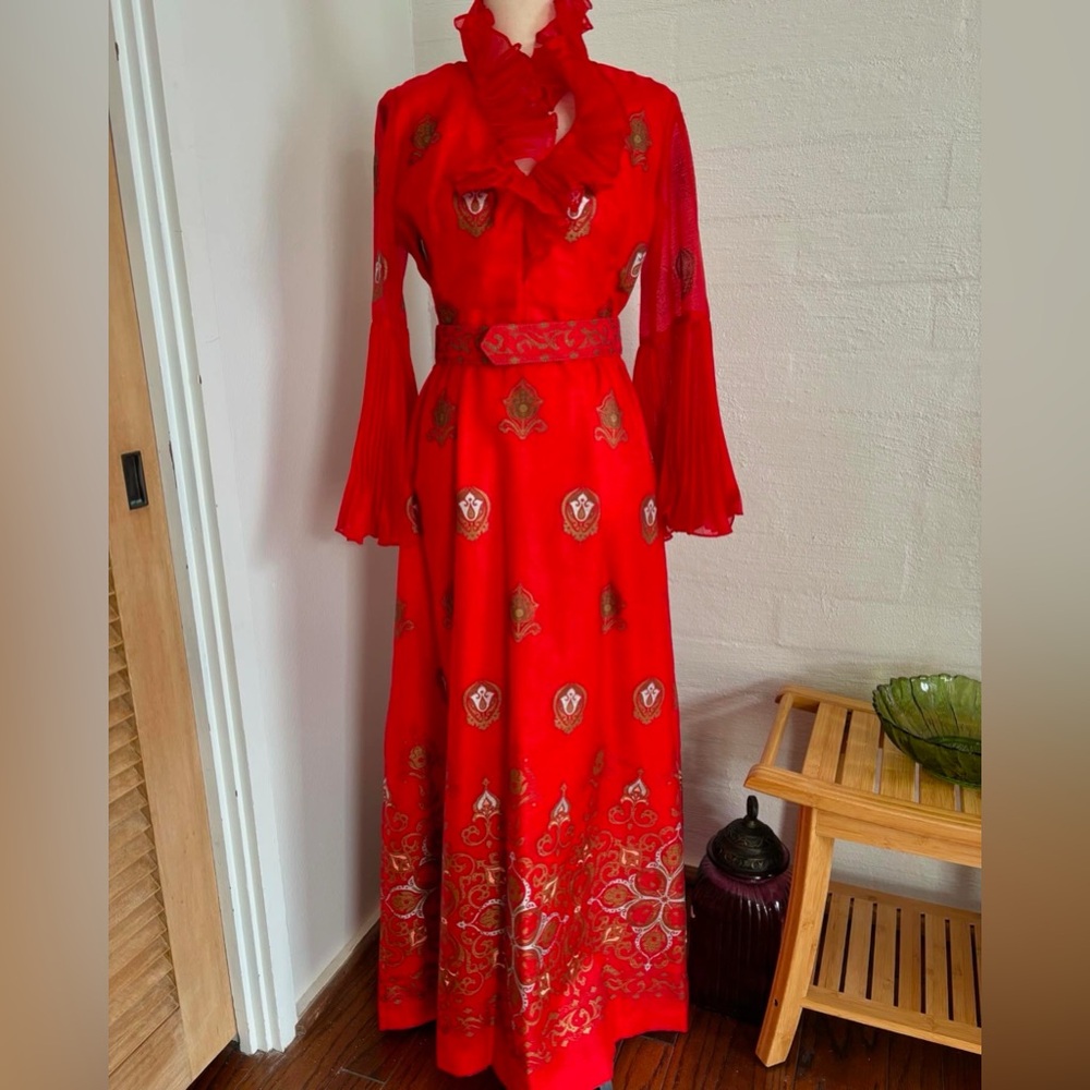 VTG Alfred Shaheen CHIFFON red dress avant- guard Hawaiian metallic luxury - Picture 1 of 3